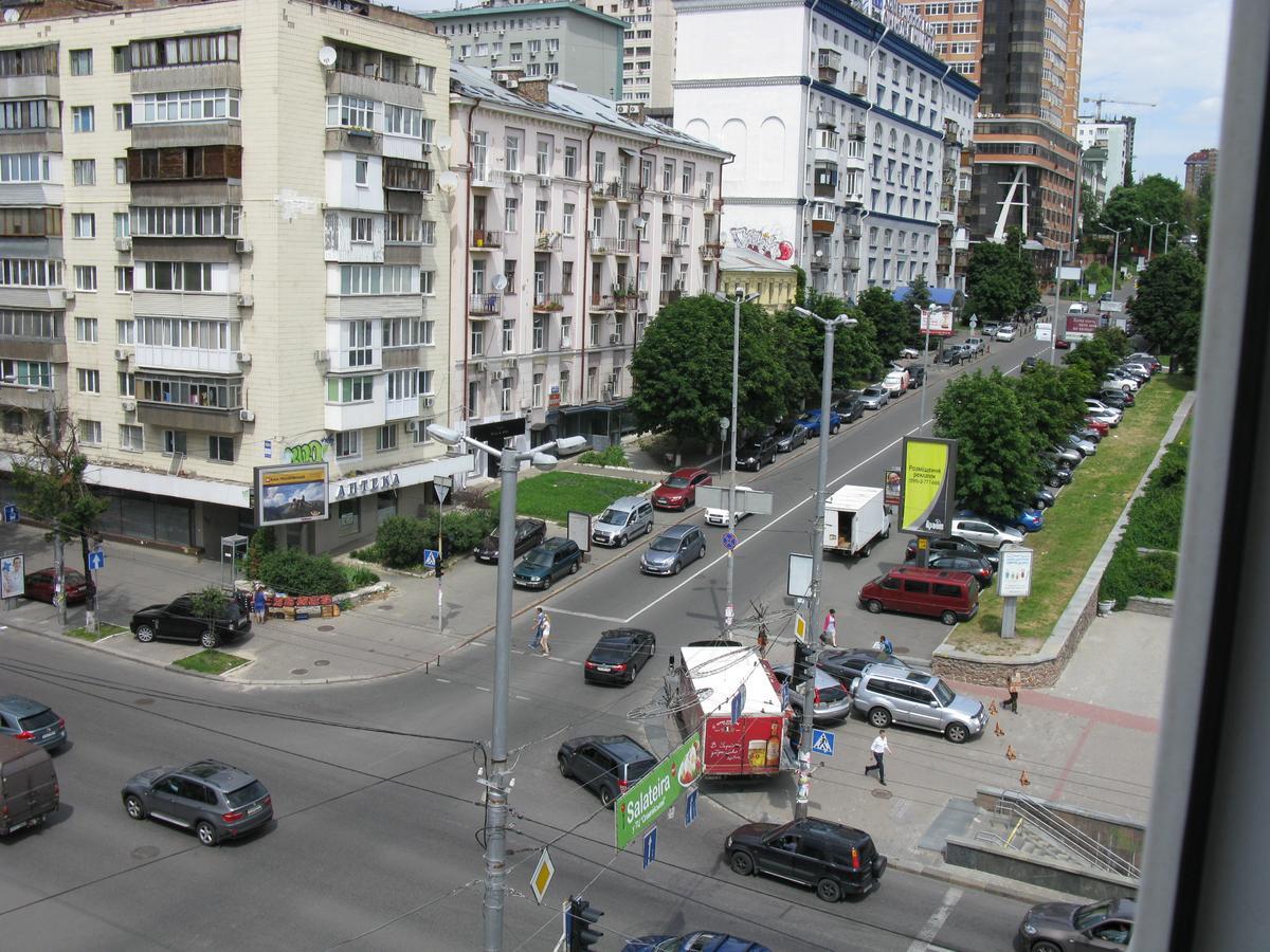 Квартира по улице Большая Васильковская, 114 Киев Экстерьер фото